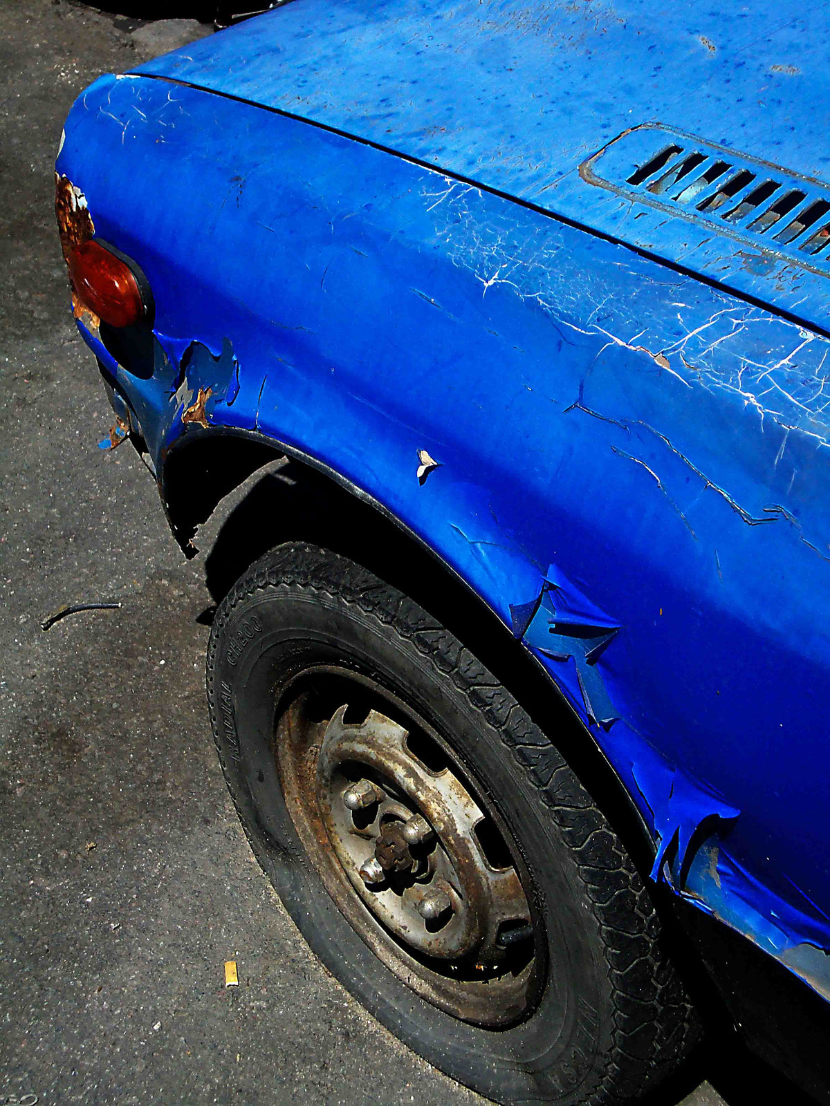 Auto azul